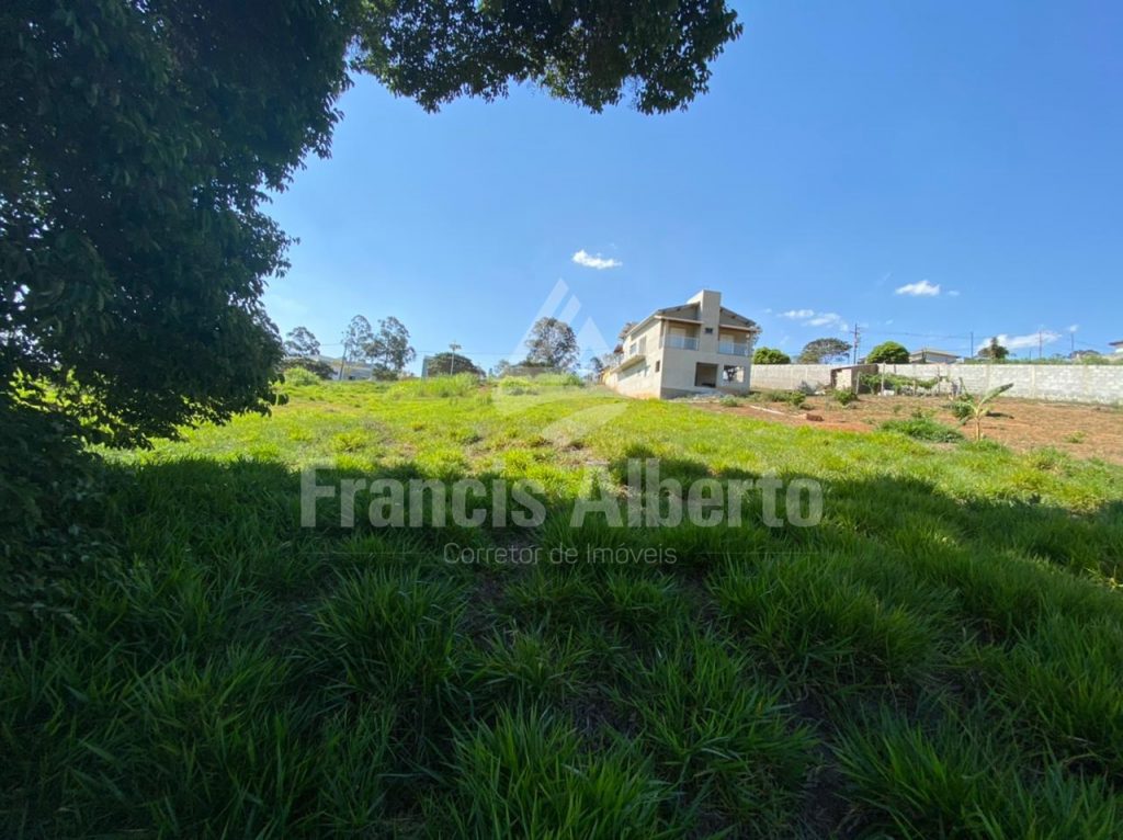 Terreno 1340m2 em Condomínio Fechado em Extrema MG