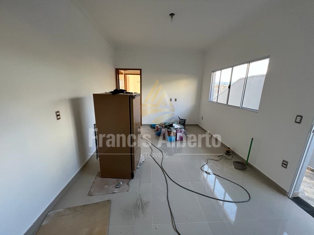 Casa 2 dormitórios sendo 1 suíte